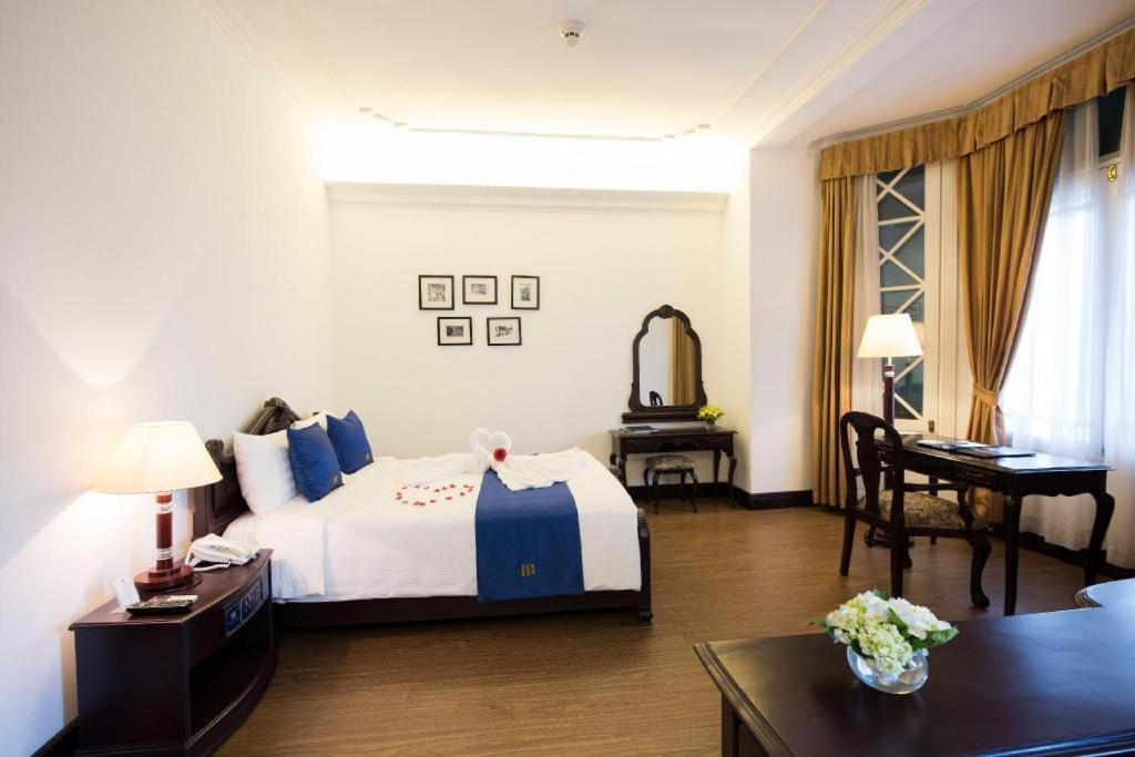 Hoa Binh Hotel Hanoj Exteriér fotografie