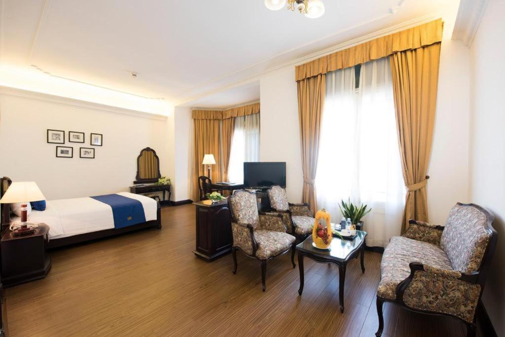 Hoa Binh Hotel Hanoj Exteriér fotografie