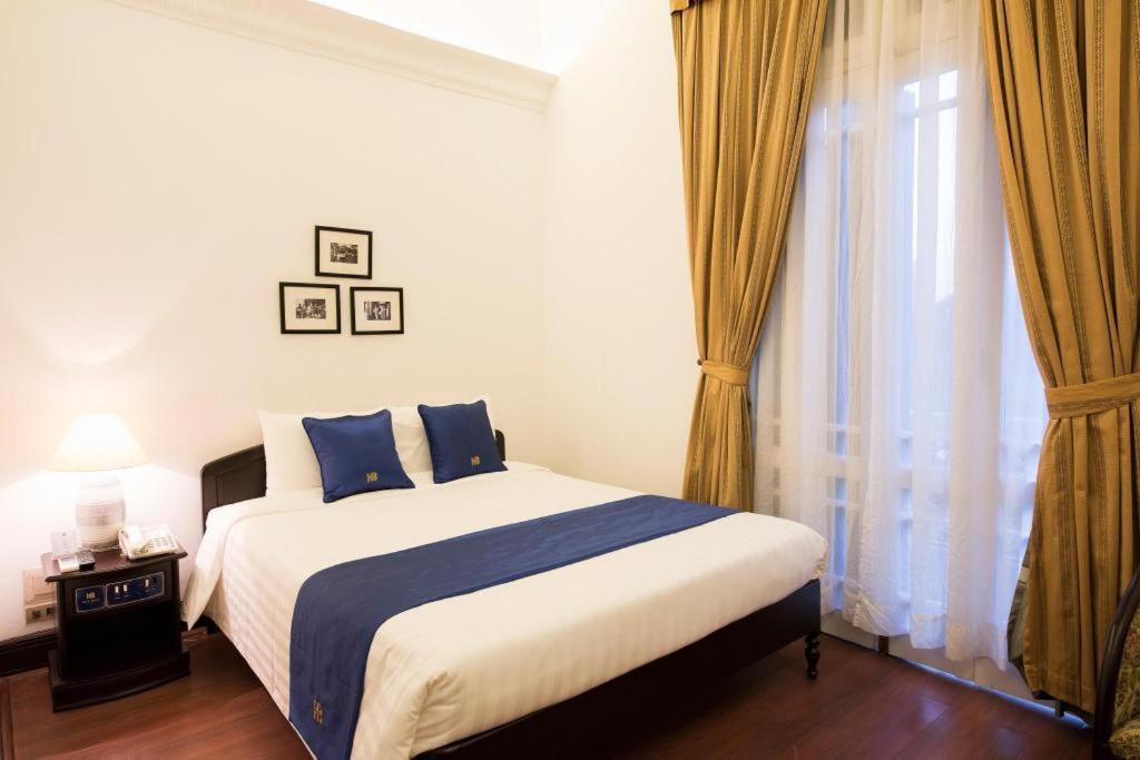 Hoa Binh Hotel Hanoj Exteriér fotografie
