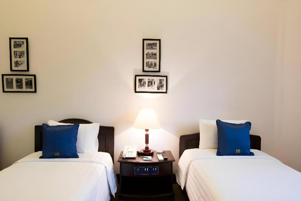 Hoa Binh Hotel Hanoj Exteriér fotografie