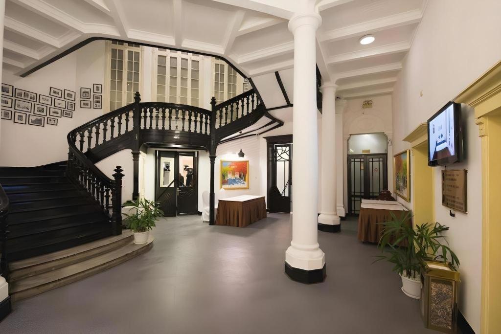 Hoa Binh Hotel Hanoj Exteriér fotografie