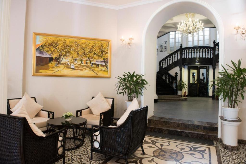 Hoa Binh Hotel Hanoj Exteriér fotografie