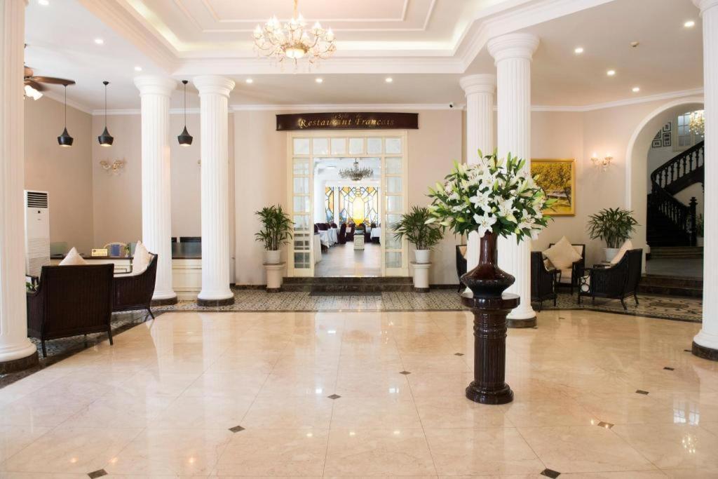 Hoa Binh Hotel Hanoj Exteriér fotografie