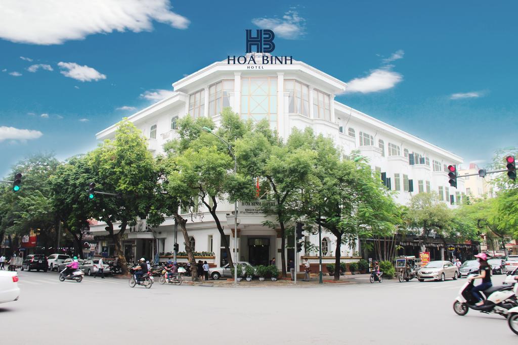 Hoa Binh Hotel Hanoj Exteriér fotografie